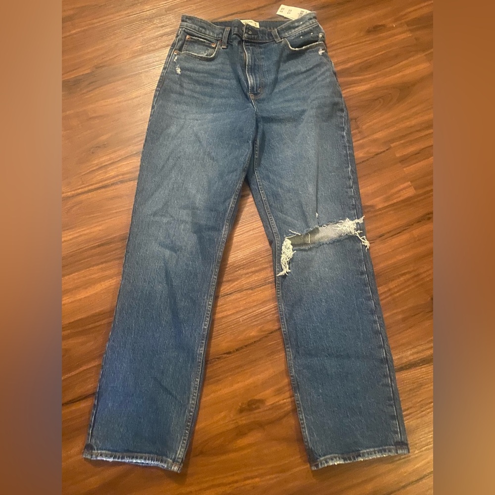 Brand new Abercrombie 90s ultra high rise jeans